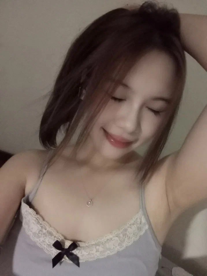 Cô con dâu dâm đãng và ông già đãng trí